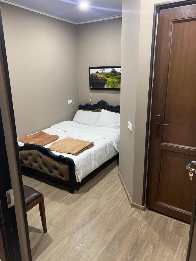 Art Hole Bed & Breakfast คูทายสิ ภายนอก รูปภาพ