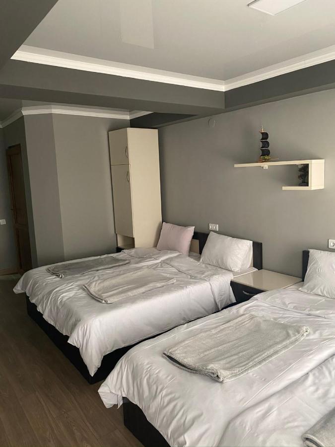 Art Hole Bed & Breakfast คูทายสิ ภายนอก รูปภาพ